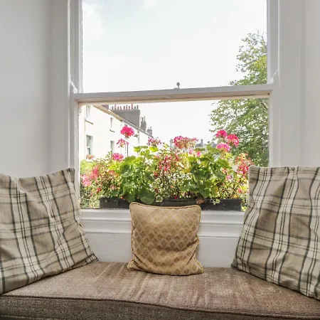 Hillside Holiday home *