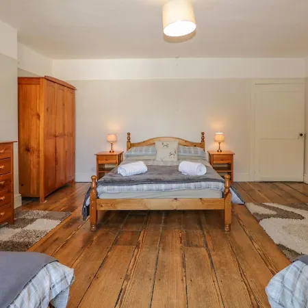 Holiday home Hillside *